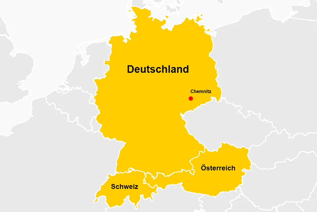 Eine Karte, auf der Deutschland gelb hervorgehoben ist und die Nachbarländer grau schattiert sind. Chemnitz ist im Osten Deutschlands mit einem roten Punkt markiert. Weitere markierte Länder sind Österreich im Südosten und die Schweiz im Südwesten, beleuchtet durch LED-Beleuchtung.